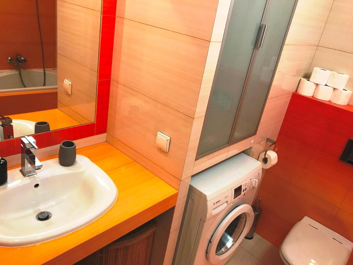키엘체 Apartament "Cleopatra" Z Garazem Podziemnym, Faktury Vat 아파트 외부 사진