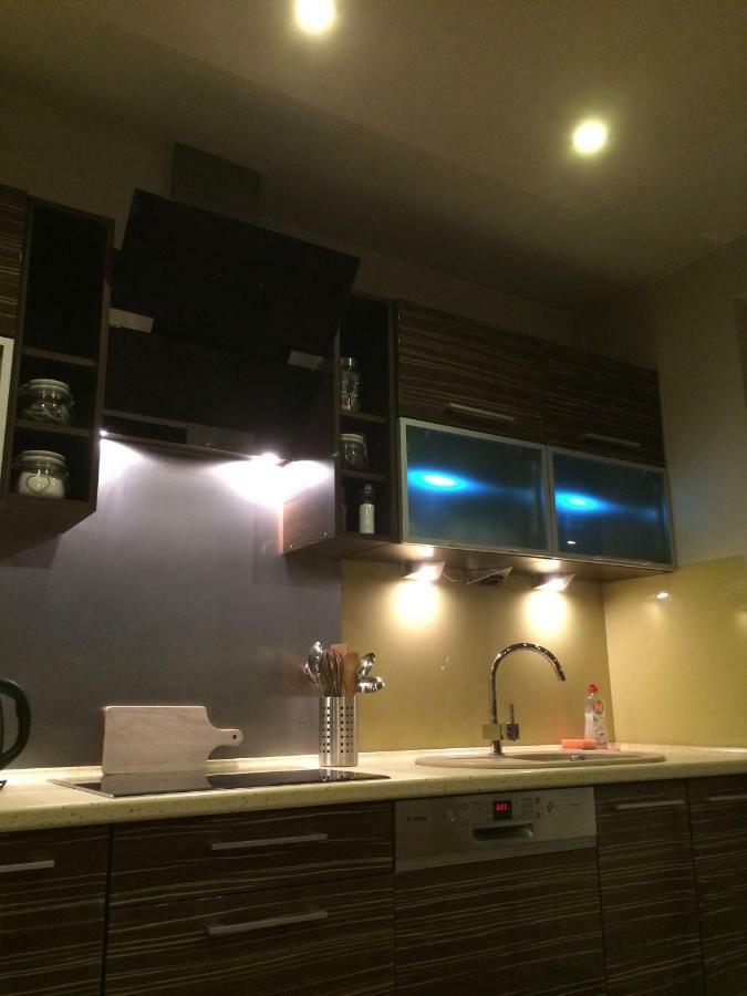 키엘체 Apartament "Cleopatra" Z Garazem Podziemnym, Faktury Vat 아파트 외부 사진